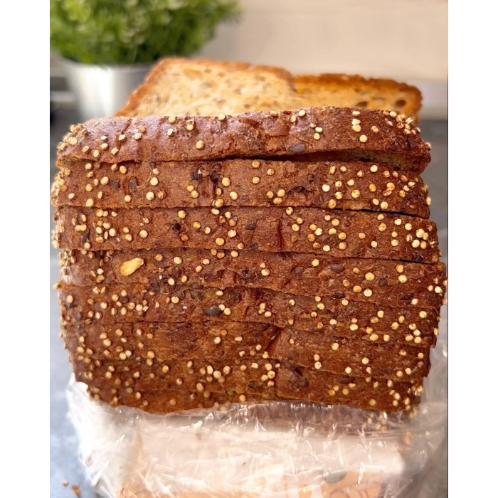 découvrez notre pain protéiné spécialement conçu pour les sportifs, riche en protéines pour soutenir vos performances et votre récupération.